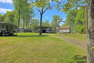 670 Cedar Crest Cir, Hemphill, TX 75948 - Photo 25