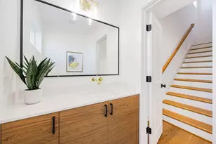 2810 Mills St, Houston, TX 77026 - Photo 9