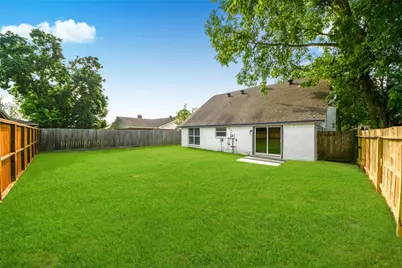 13114 Ensley Wood Drive, Houston, TX 77082 - Photo 23