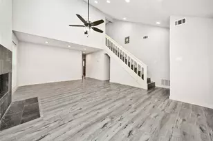 13114 Ensley Wood Dr, Houston, TX 77082 - Photo 5