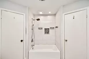13114 Ensley Wood Dr, Houston, TX 77082 - Photo 19