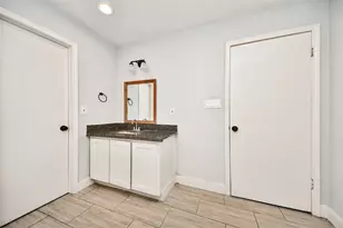 13114 Ensley Wood Dr, Houston, TX 77082 - Photo 17
