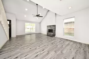 13114 Ensley Wood Dr, Houston, TX 77082 - Photo 7