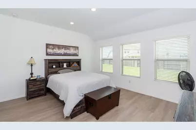 9919 Summer Peony Court, Baytown, TX 77521 - Photo 15