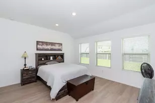 9919 Summer Peony Ct, Baytown, TX 77521 - Photo 15