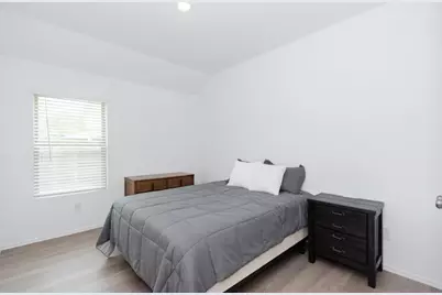 9919 Summer Peony Court, Baytown, TX 77521 - Photo 13