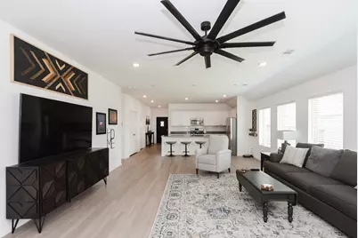 9919 Summer Peony Court, Baytown, TX 77521 - Photo 11