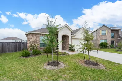 9919 Summer Peony Court, Baytown, TX 77521 - Photo 3