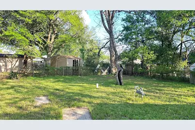 7418 Thurow Street, Houston, TX 77087 - Photo 23