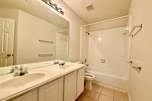 7426 Maple Run Dr, Sugar Land, TX 77479 - Photo 17
