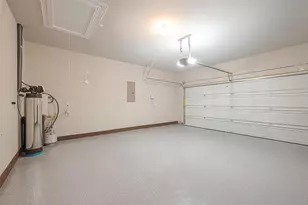 7446 French Quarter Ct, Fulshear, TX 77441 - Photo 25