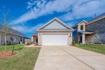 7446 French Quarter Court, Fulshear, TX 77441 - Photo 3