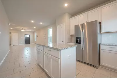 7446 French Quarter Court, Fulshear, TX 77441 - Photo 11