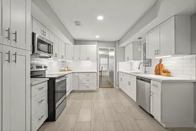 11012 Francoise Boulevard, Houston, TX 77042 - Photo 17