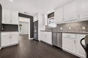 11406 High Star Dr, Houston, TX 77072 - Photo 19