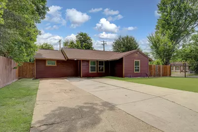 8159 Glenhollow Drive, Houston, TX 77033 - Photo 27