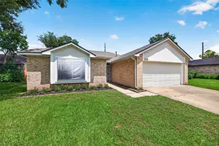 2515 Old Fort Rd, Sugar Land, TX 77479 - Photo 1