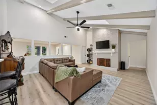 3811 Honey Brook Dr, Houston, TX 77345 - Photo 9