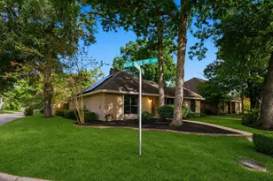 3811 Honey Brook Dr, Houston, TX 77345 - Photo 3