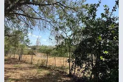 1508 N Hill Street, Three Rivers, TX 78071 - Photo 17