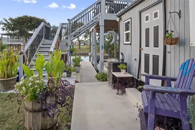 1129 Prides Lane, Crystal Beach, TX 77650 - Photo 19