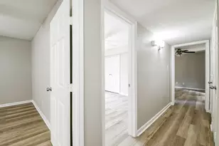 2585 Marilee Ln, Houston, TX 77057 - Photo 15