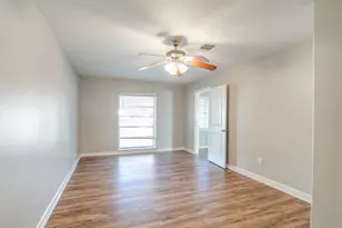 10201 Homestead Rd, Houston, TX 77016 - Photo 13