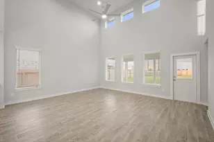 2642 Ivory Basewood Ln, Katy, TX 77493 - Photo 9