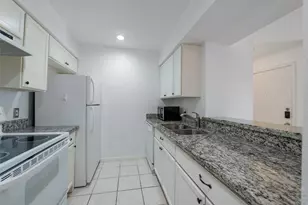 2800 Jeanetta St, Houston, TX 77063 - Photo 11