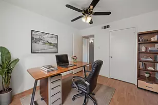 2800 Jeanetta St, Houston, TX 77063 - Photo 19