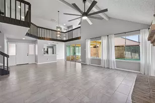 11406 Caesar Dr, Houston, TX 77477 - Photo 5