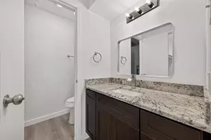 13722 New Village Ln, Sugar Land, TX 77498 - Photo 25