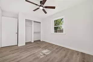 13722 New Village Ln, Sugar Land, TX 77498 - Photo 15