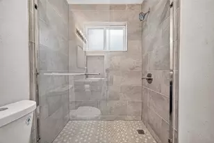 13722 New Village Ln, Sugar Land, TX 77498 - Photo 27
