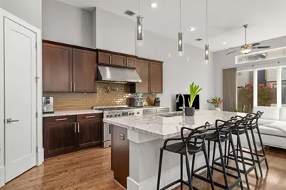 1605 Knox Street #B, Houston, TX 77007 - Photo 7