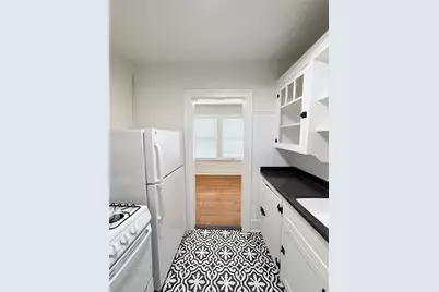 1126 Berthea Street #16, Houston, TX 77006 - Photo 11