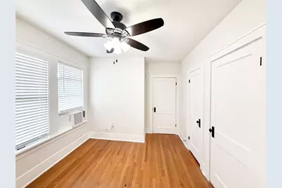 1126 Berthea Street #16, Houston, TX 77006 - Photo 13