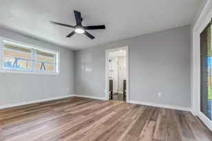 2406 Shelia St, Pearland, TX 77581 - Photo 19