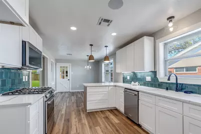 2406 Shelia Street, Pearland, TX 77581 - Photo 11