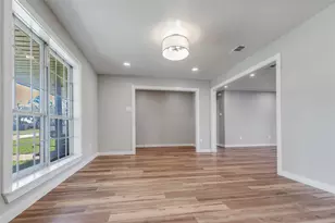 2406 Shelia St, Pearland, TX 77581 - Photo 5