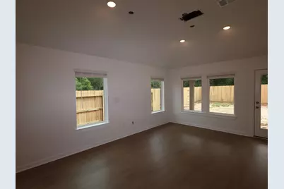 21462 Jacaranda Blossom Way, Tomball, TX 77377 - Photo 9