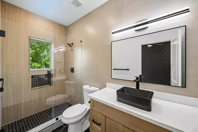 8129 Safebuy Street #B, Houston, TX 77028 - Photo 5