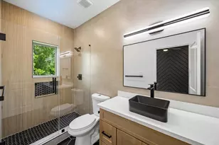 8129 Safebuy St, Houston, TX 77028 - Photo 5