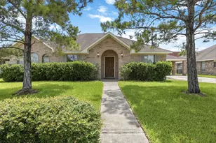 6802 Travis St, Manvel, TX 77578 - Photo 1