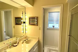 16329 Brook Forest Dr, Houston, TX 77059 - Photo 35