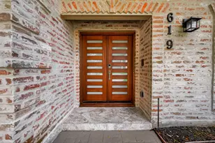 619 Flaghoist Ln, Houston, TX 77079 - Photo 3