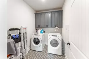 6804 Westview Dr, Houston, TX 77055 - Photo 23