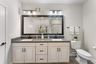 6804 Westview Drive #3103, Houston, TX 77055 - Photo 15