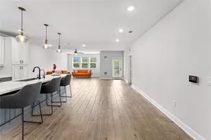 6804 Westview Dr, Houston, TX 77055 - Photo 9