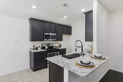 417 De Coster Boulevard, Alvin, TX 77511 - Photo 9